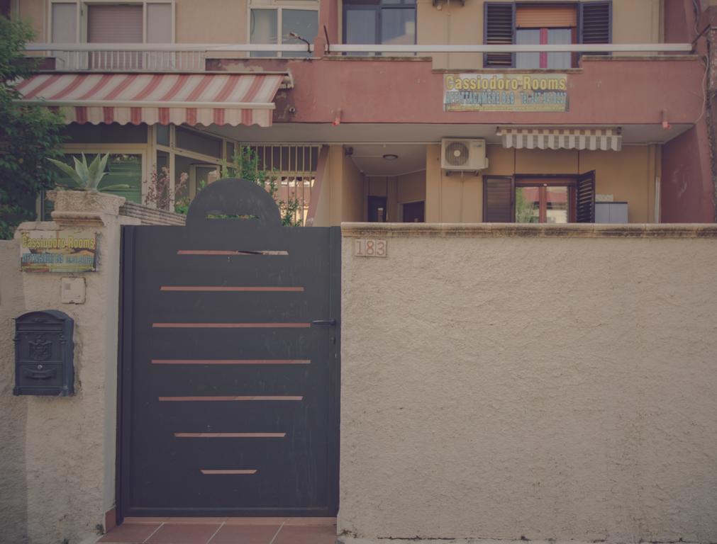 Cassiodoro Rooms Affittacamere Catanzaro Luaran gambar