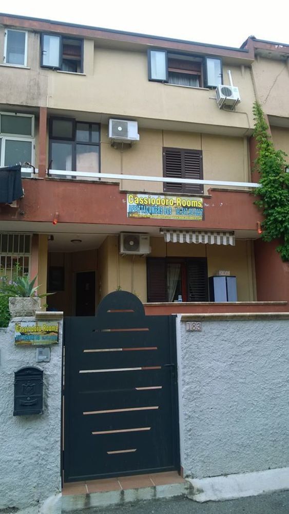 Cassiodoro Rooms Affittacamere Catanzaro Luaran gambar