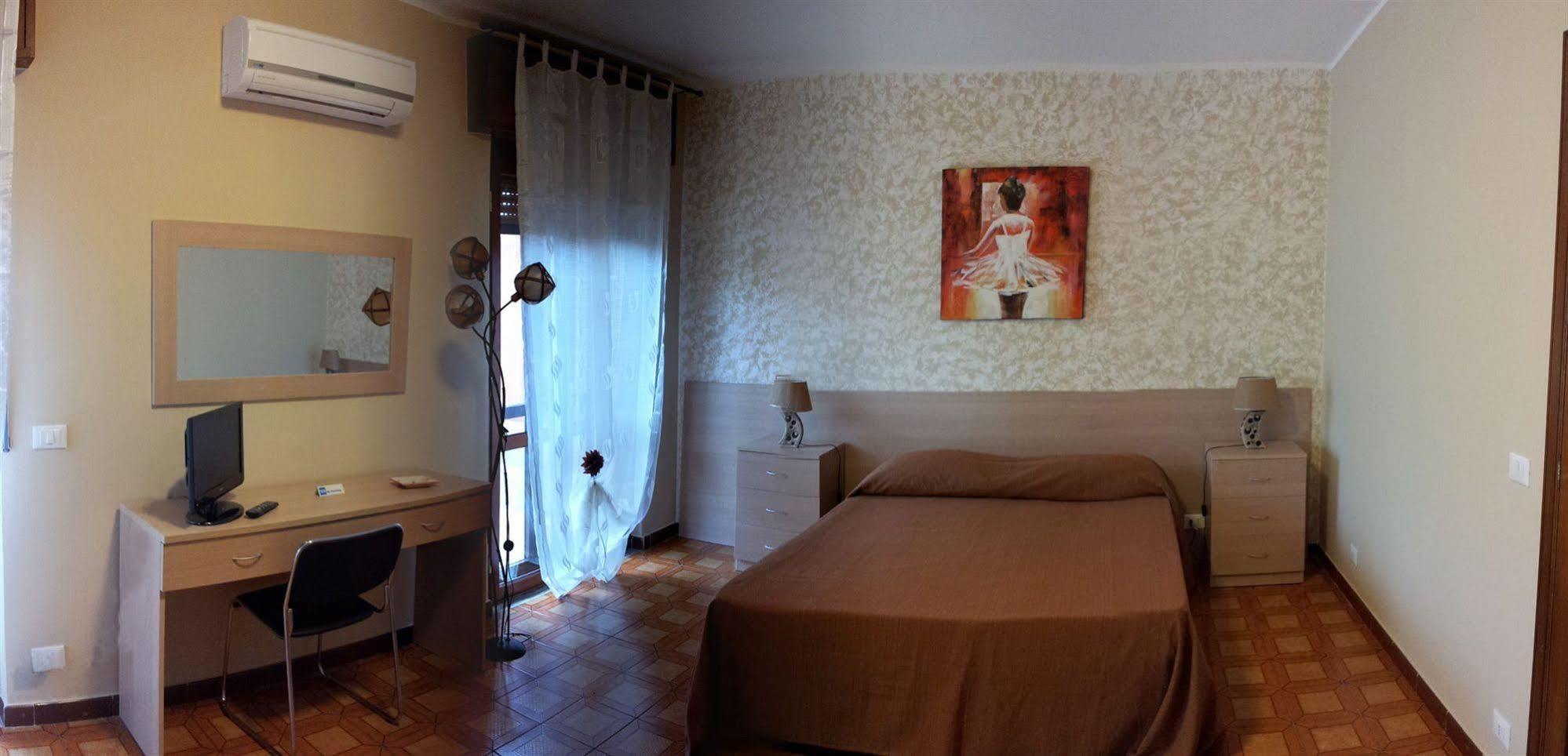 Cassiodoro Rooms Affittacamere Catanzaro Luaran gambar